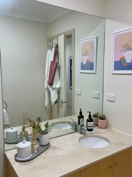 Morgan Place - Central Melbourne Cbd Apartment On Flinders Lane Late Check-Out, Complimentary Welcome Hamper Kültér fotó